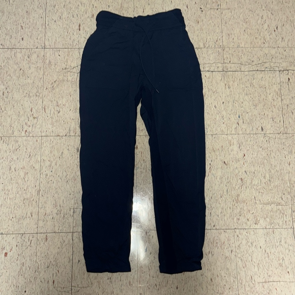 Dark Blue Lululemon Capri Athletic pants size 2